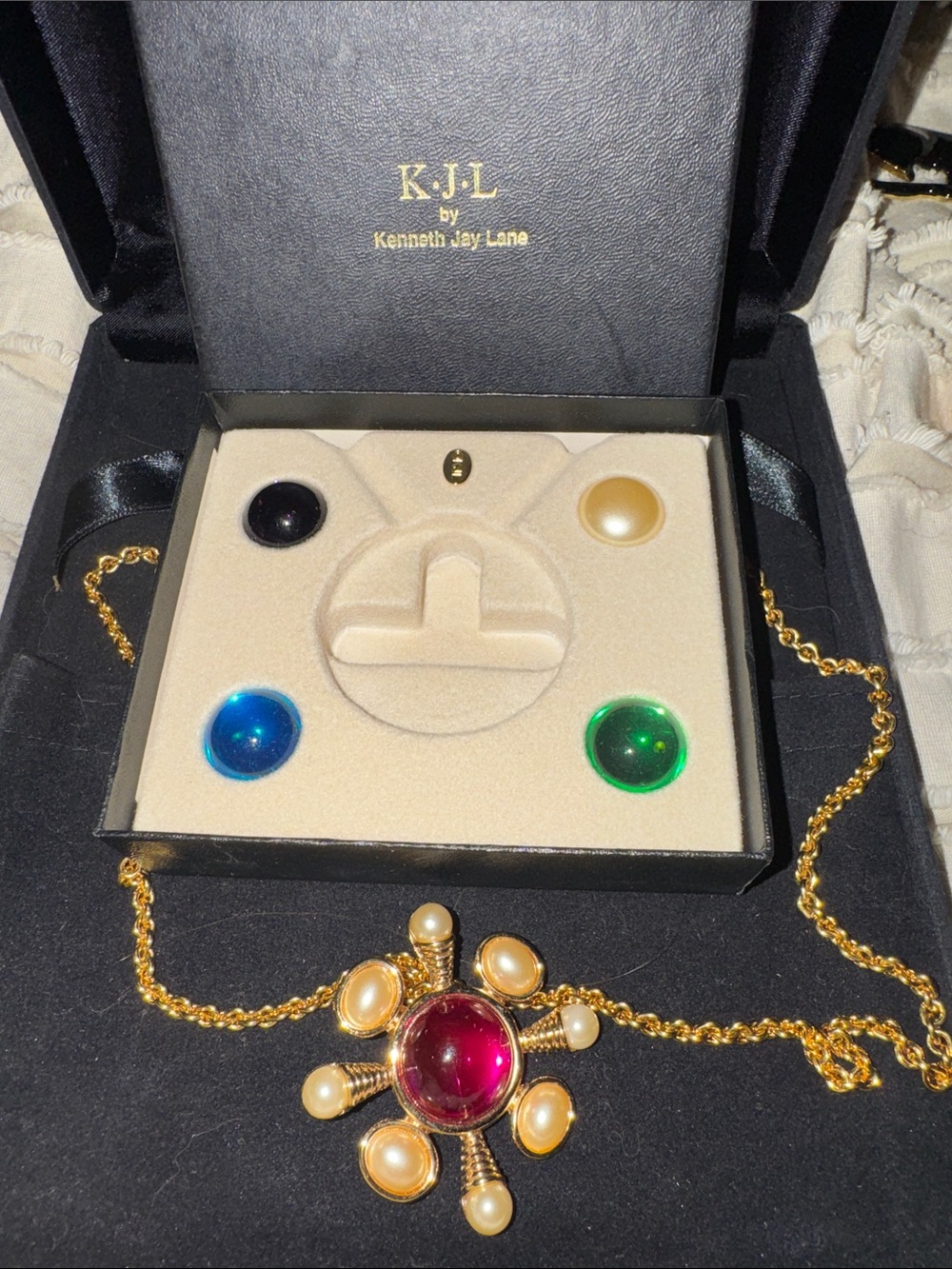 Kenneth Jay Lane Gold-Plated Necklace w/ interchangeable colors
Cabochon Pearls